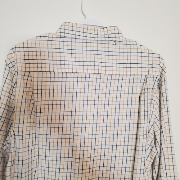 NWT Van Heusen Never Tuck Button-down Long Sleeve Shirt. - Picture 6 of 9